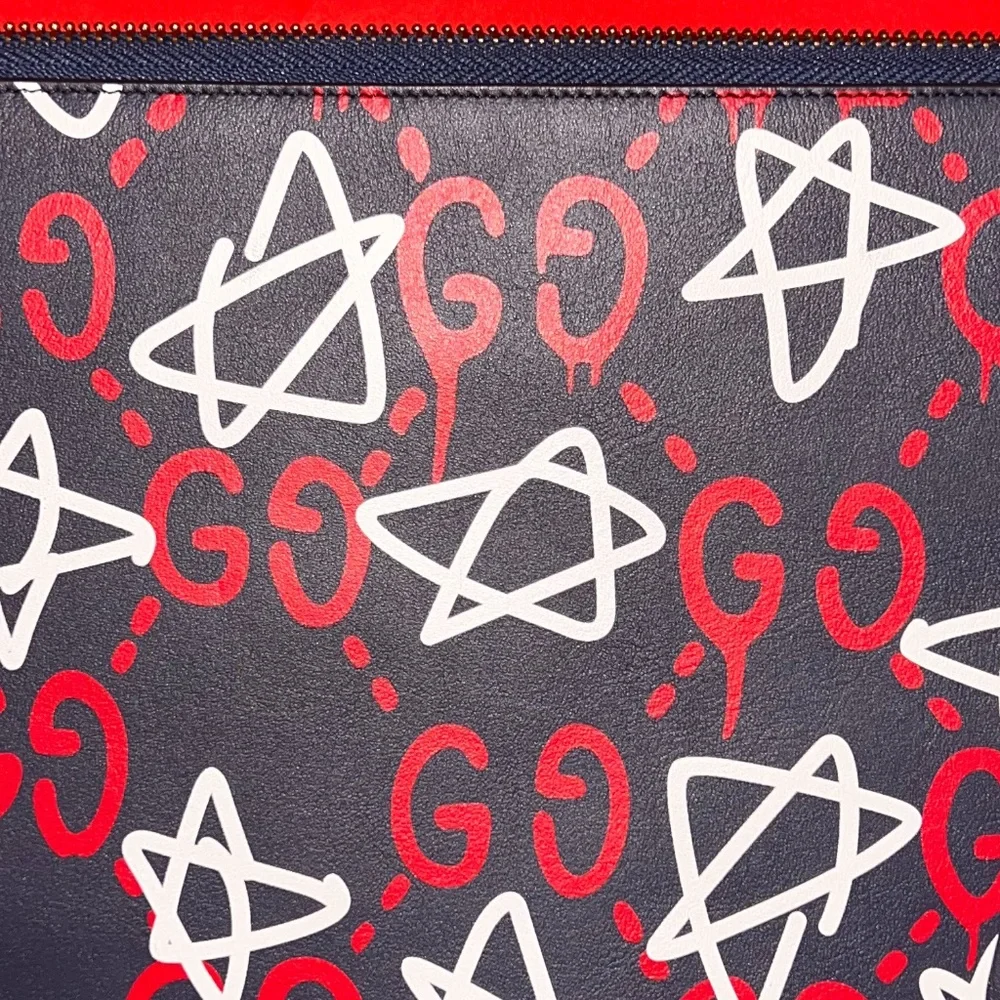 *AUTHENTIC* Gucci Ghost Graffiti  XL Zipper Clutch - Picture 5 of 5